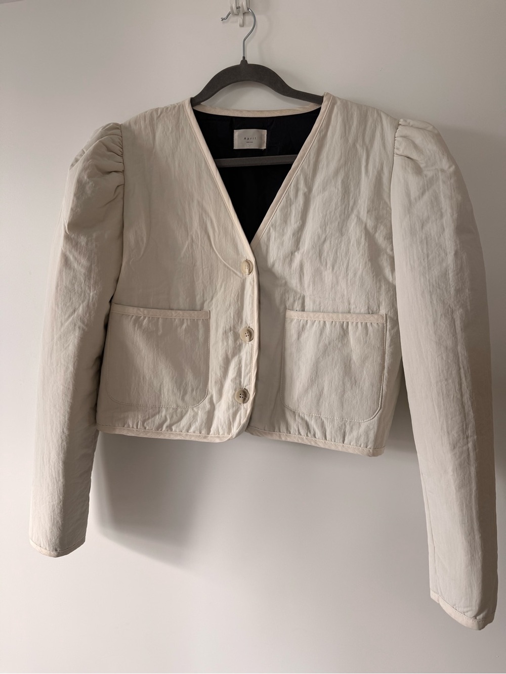 Cropped Cream V-Neck Puff-Sleeve Jacket